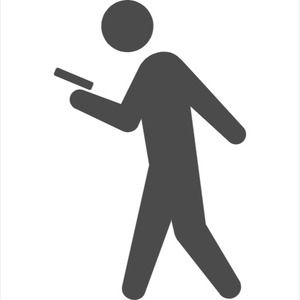 歩行中のスマートフォン使用の安全性に関する研究動向